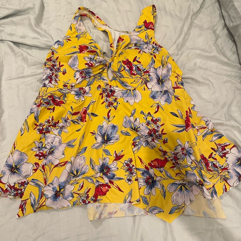 Bathing suit top size Kona Sol size 20W